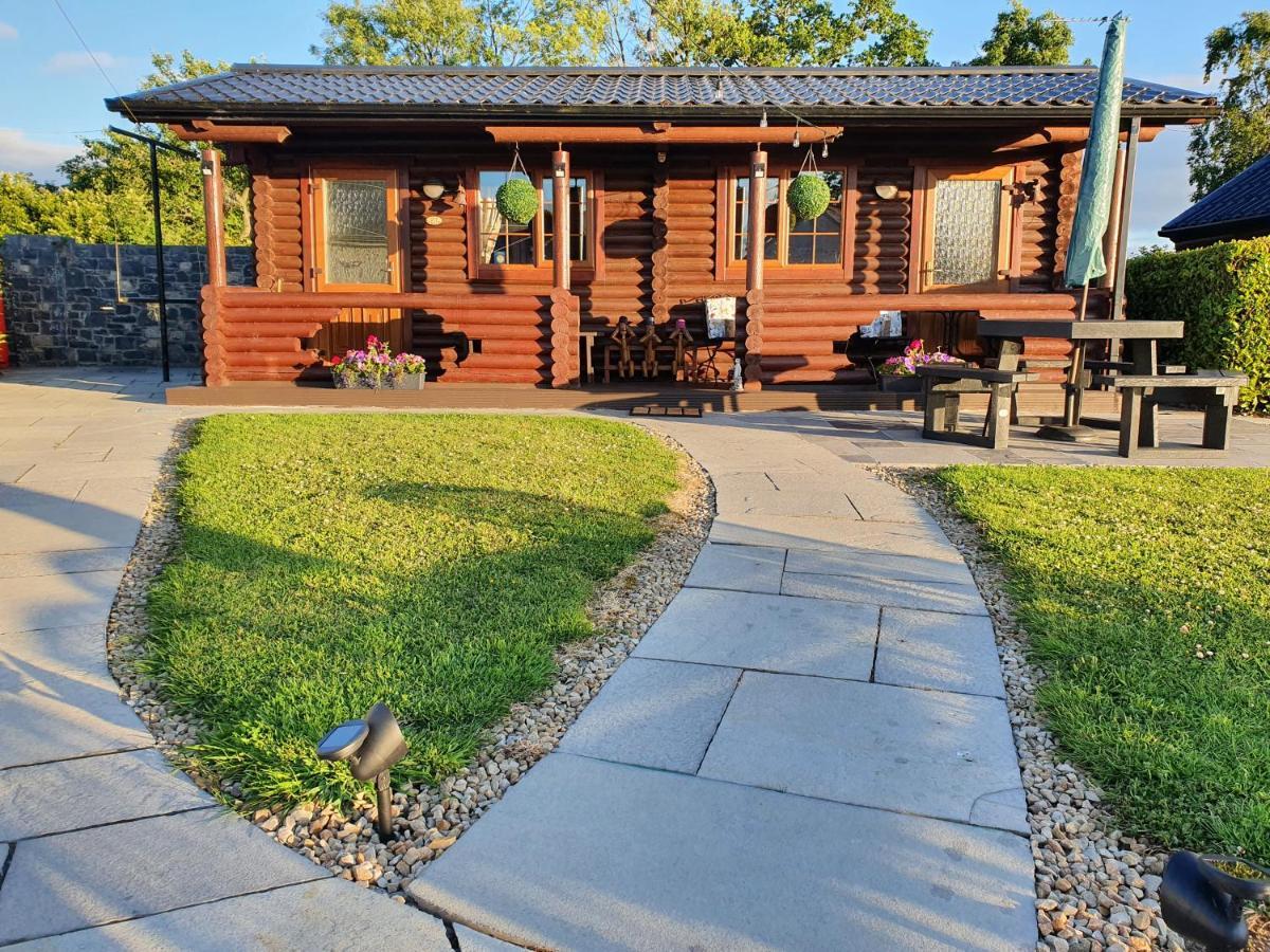 Cosy Countryside Log Cabin Kilkenny Exterior foto