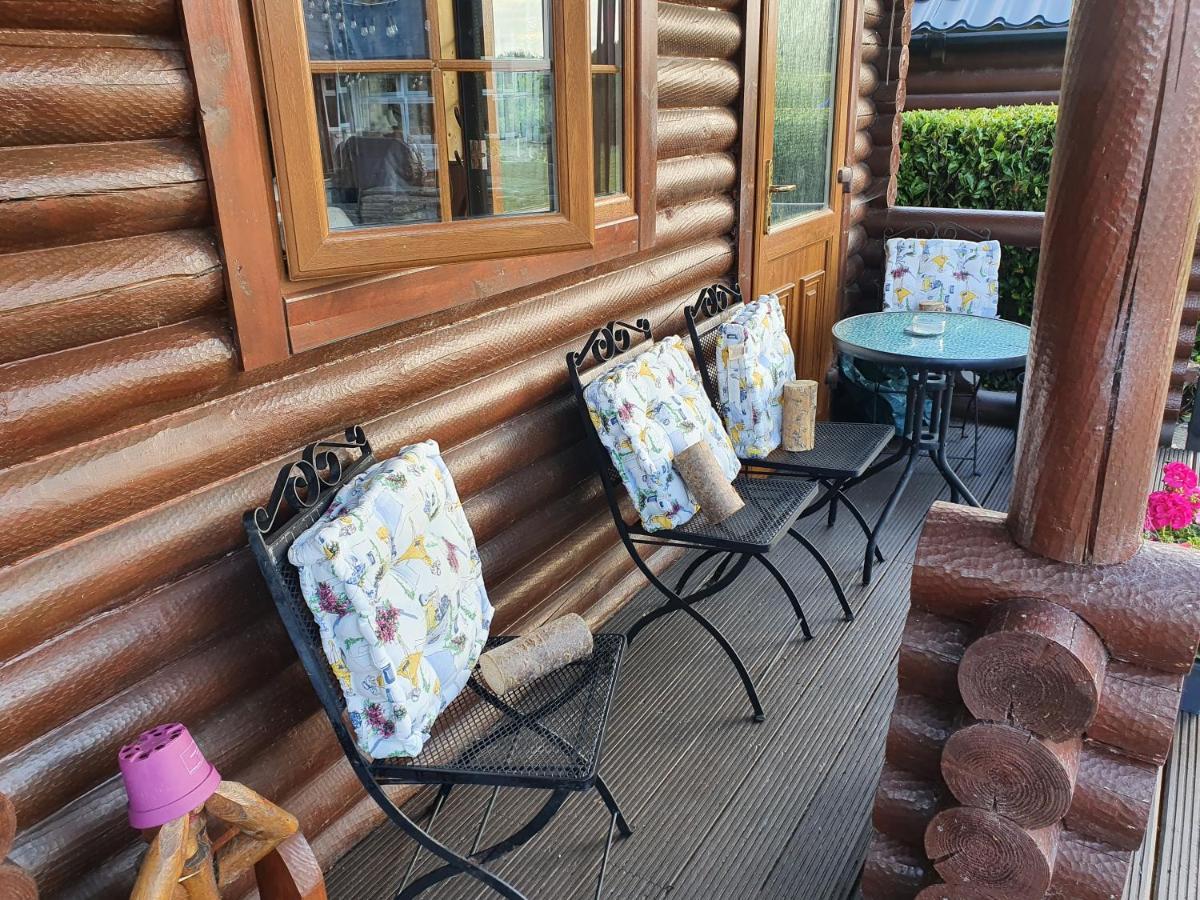 Cosy Countryside Log Cabin Kilkenny Exterior foto